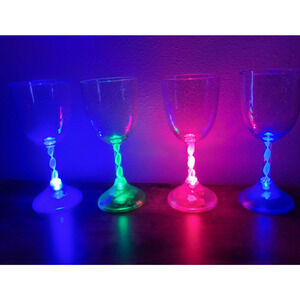 LED Wine Champagne Glasses Plastic Light Up Cup Cocktail Bar Tableware, Set of 4